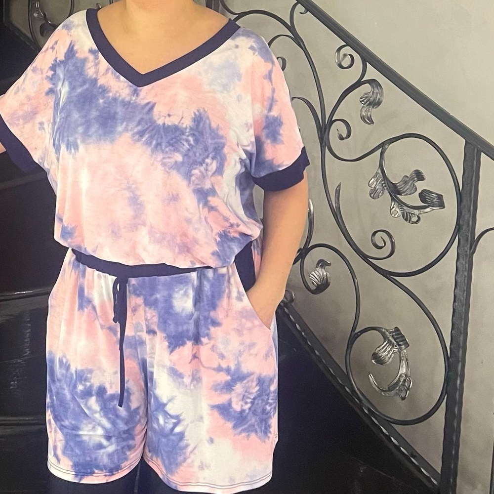Top+bottom set tie dye colors available in 1X-3x polyester and spandex soft NWT